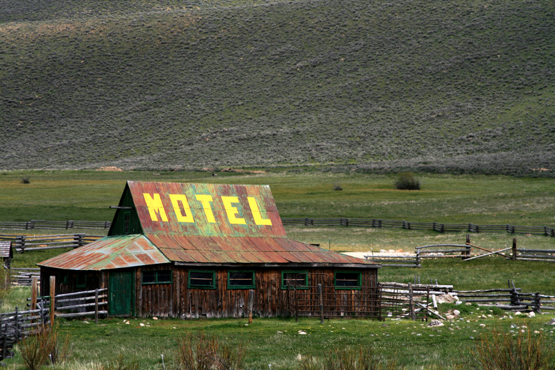 moteldreamstime_2628278